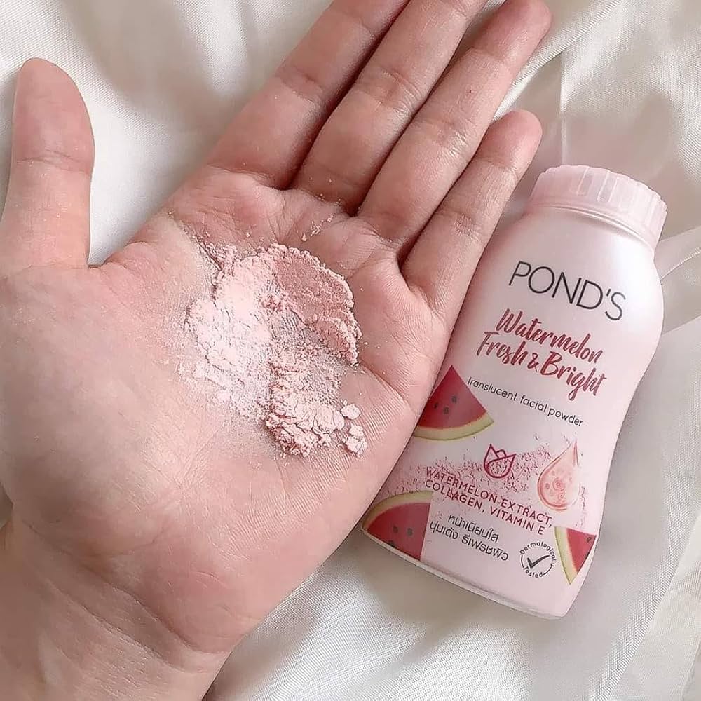 Pond’s Watermelon Fresh & Bright Translucent Facial Powder (50g)