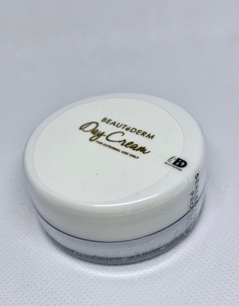 Day Cream (10 grams ,20 grams,50 grams)