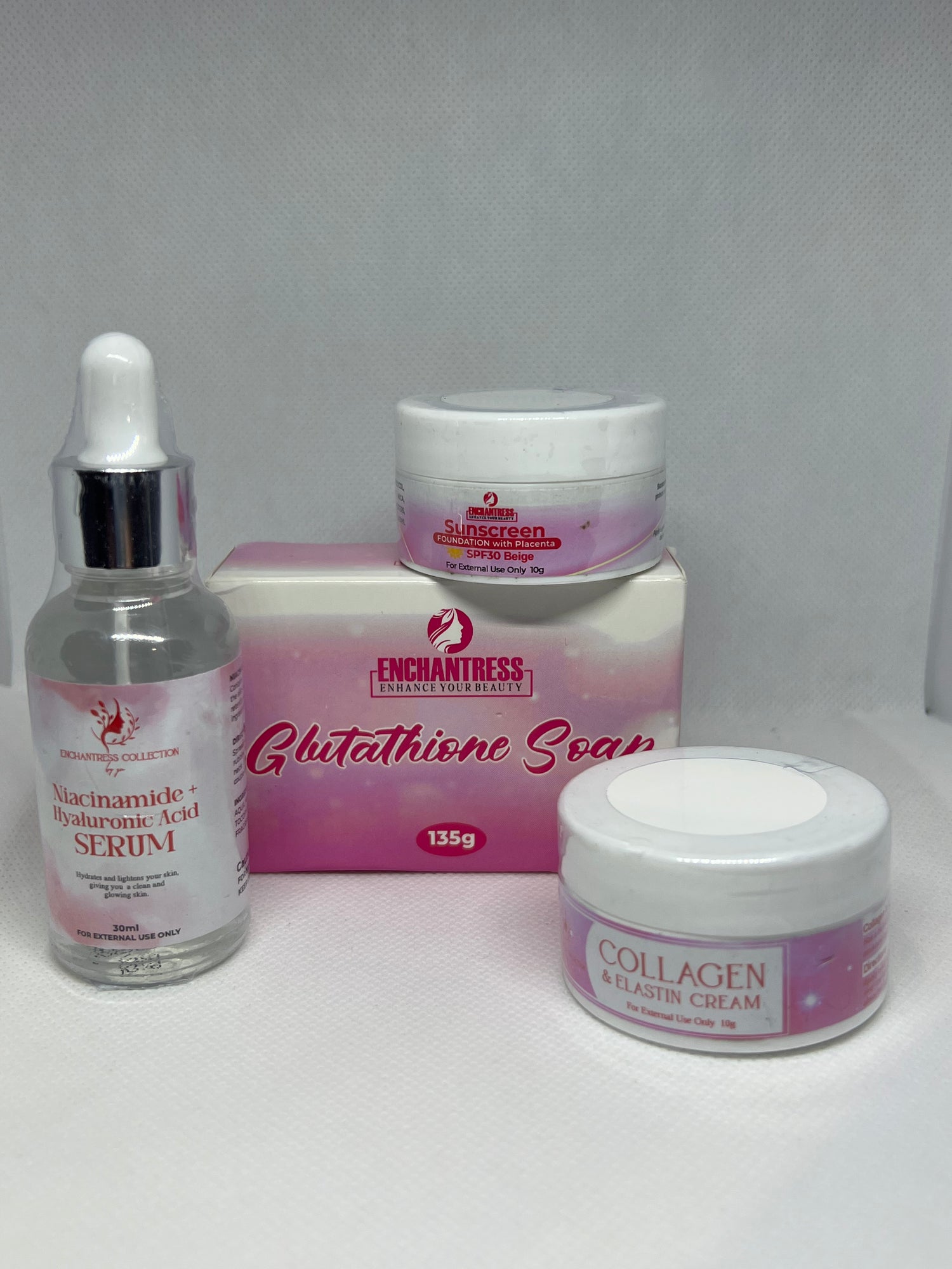 ENCHANTRESS GLOW SKIN SET