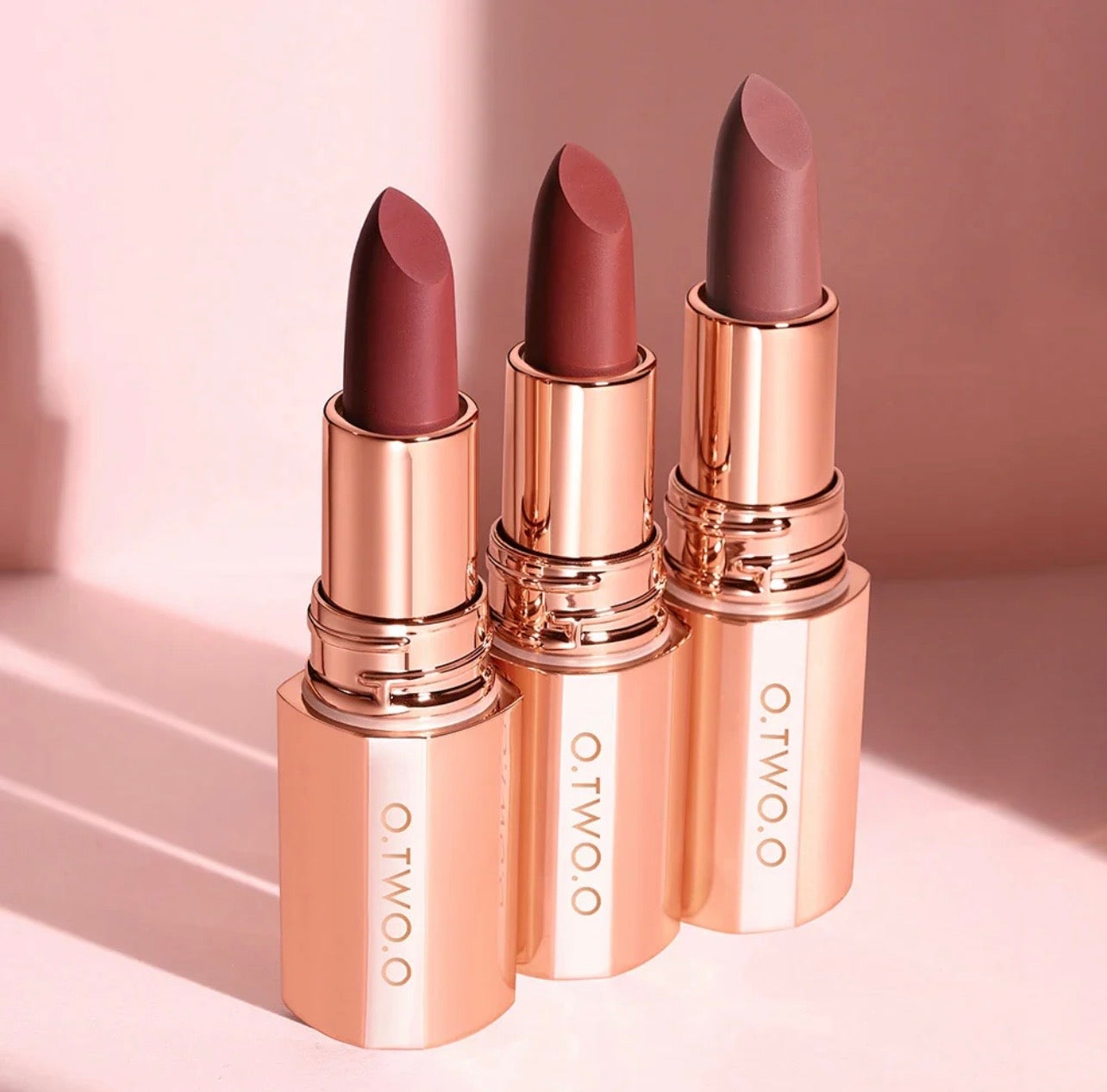 O.TWO.O Powder Matte, Transfer-Proof, Waterproof, 24-hour Intense Color Lipstick